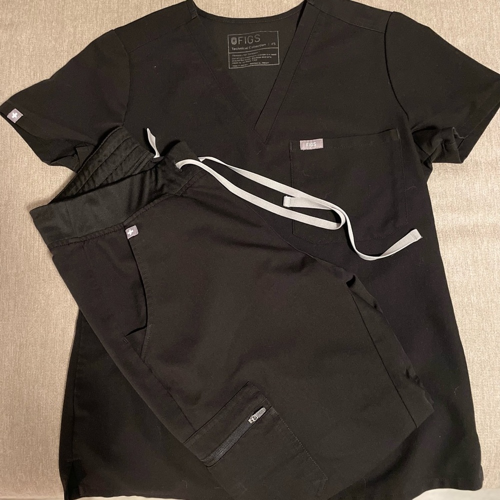 Figs Scrubs - Black